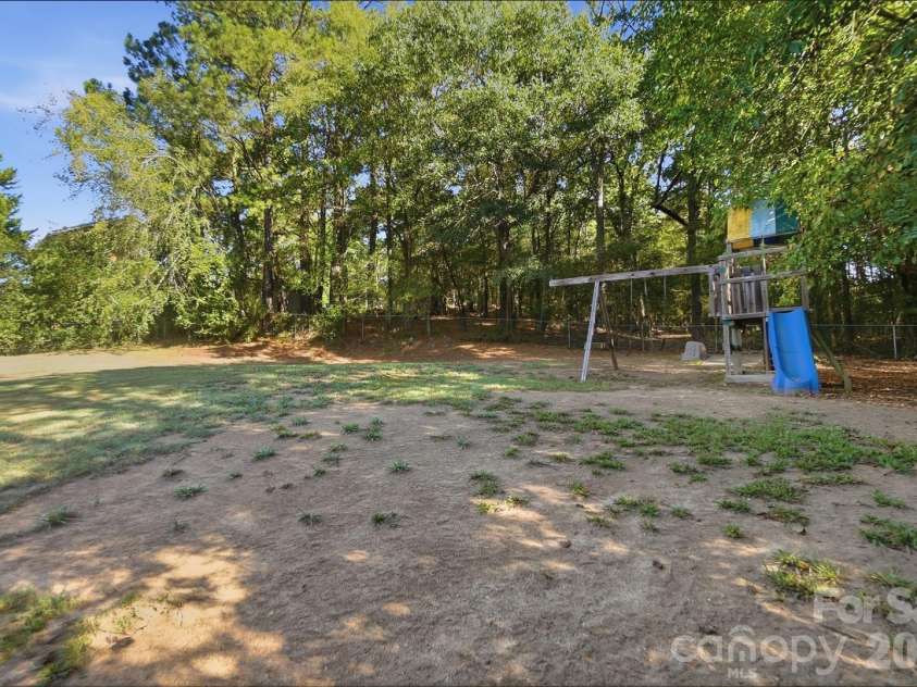 2848 Forest Hills Circle, Rock Hill, SC 29732.  MLS# CAR4426396, YatesRealty ID 54327. 