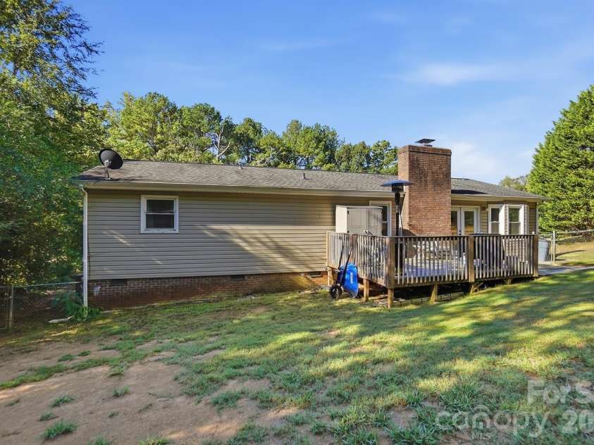 2848 Forest Hills Circle, Rock Hill, SC 29732.  MLS# CAR4426396, YatesRealty ID 54327. 