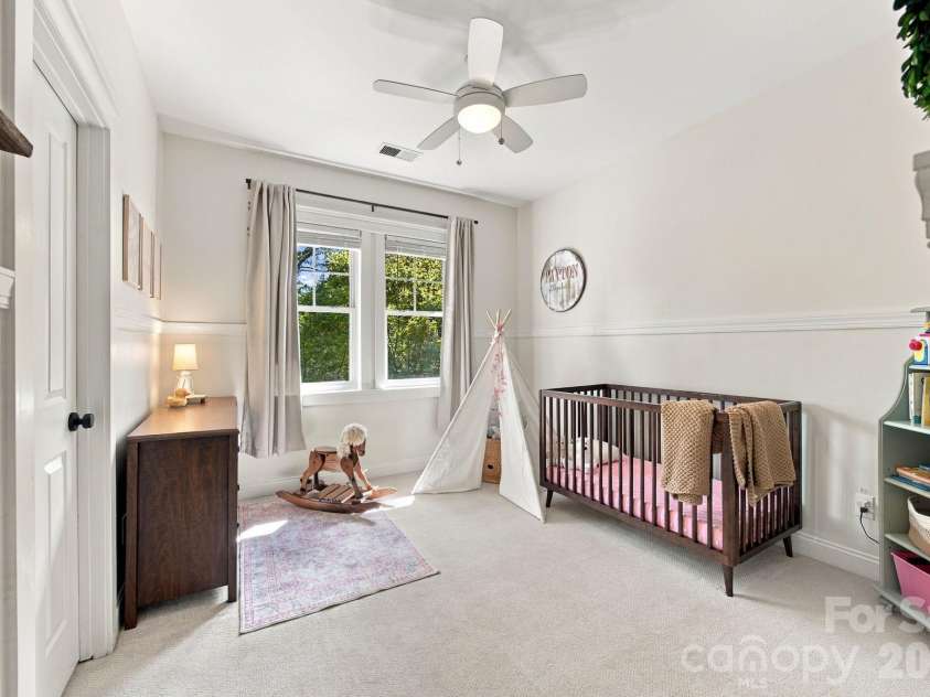 16101 Kelly Park Circle, Huntersville, NC 28078.  MLS# CAR4426541, YatesRealty ID 54328. 
