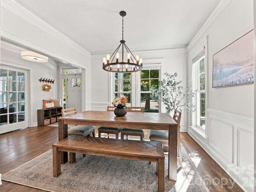 16101 Kelly Park Circle, Huntersville, NC 28078.  MLS# CAR4426541, YatesRealty ID 54328. 
