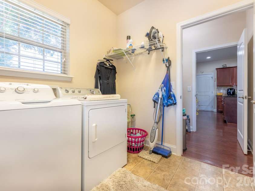 2581 Flintshire Lane, Gastonia, NC 28056.  MLS# CAR4426168, YatesRealty ID 54329. 