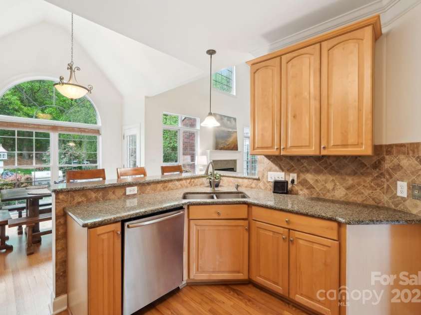 727 Mayfield Court, Fort Mill, SC 29715.  MLS# CAR4234826, YatesRealty ID 5433. 