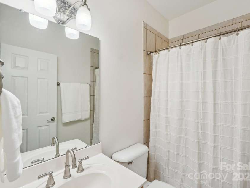 727 Mayfield Court, Fort Mill, SC 29715.  MLS# CAR4234826, YatesRealty ID 5433. 