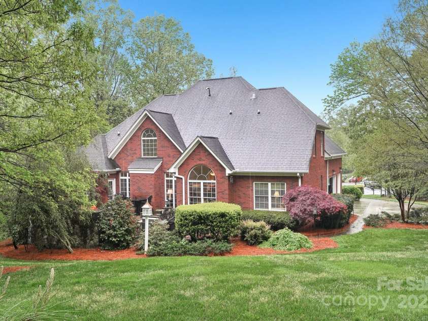 727 Mayfield Court, Fort Mill, SC 29715.  MLS# CAR4234826, YatesRealty ID 5433. 