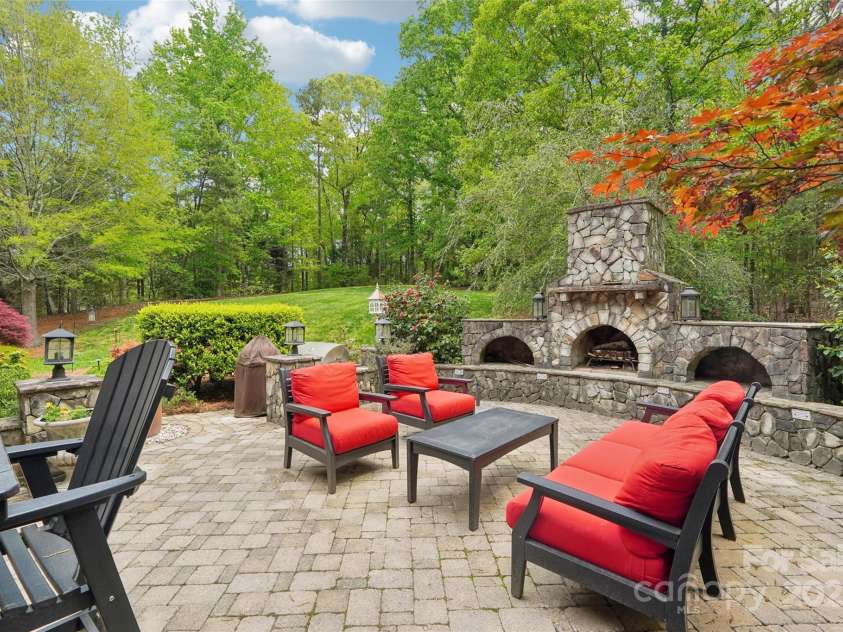 727 Mayfield Court, Fort Mill, SC 29715.  MLS# CAR4234826, YatesRealty ID 5433. 