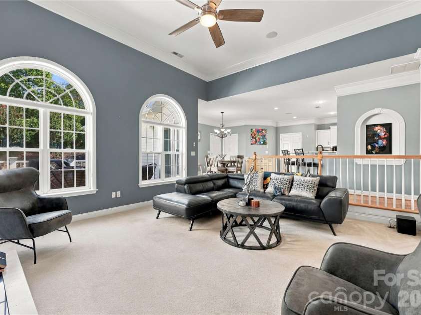 10124 Lafoy Drive, Huntersville, NC 28078.  MLS# CAR4426144, YatesRealty ID 54332. 