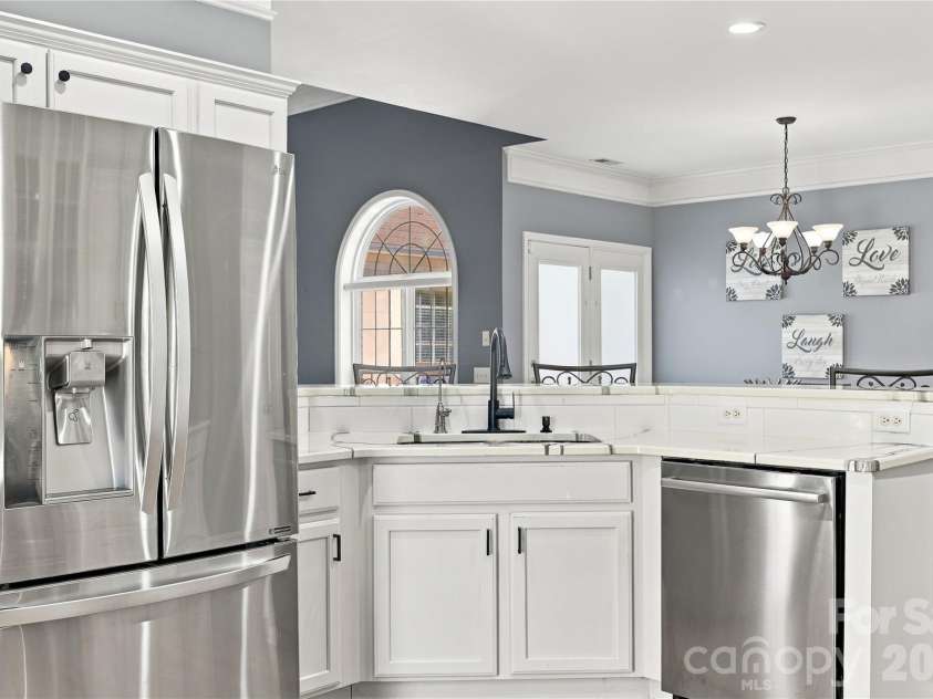 10124 Lafoy Drive, Huntersville, NC 28078.  MLS# CAR4426144, YatesRealty ID 54332. 