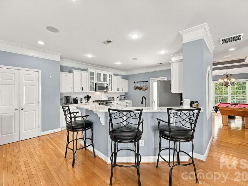 10124 Lafoy Drive, Huntersville, NC 28078.  MLS# CAR4426144, YatesRealty ID 54332. 