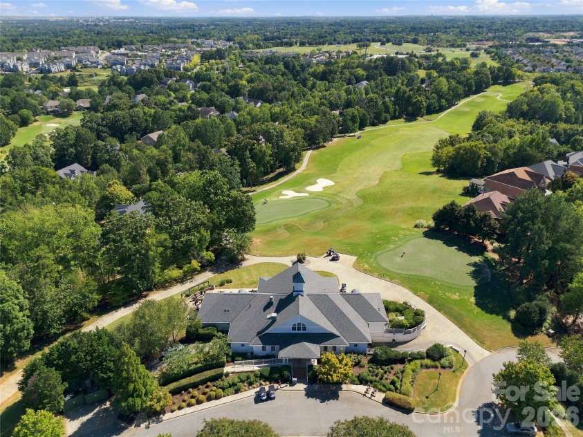 10124 Lafoy Drive, Huntersville, NC 28078.  MLS# CAR4426144, YatesRealty ID 54332. 