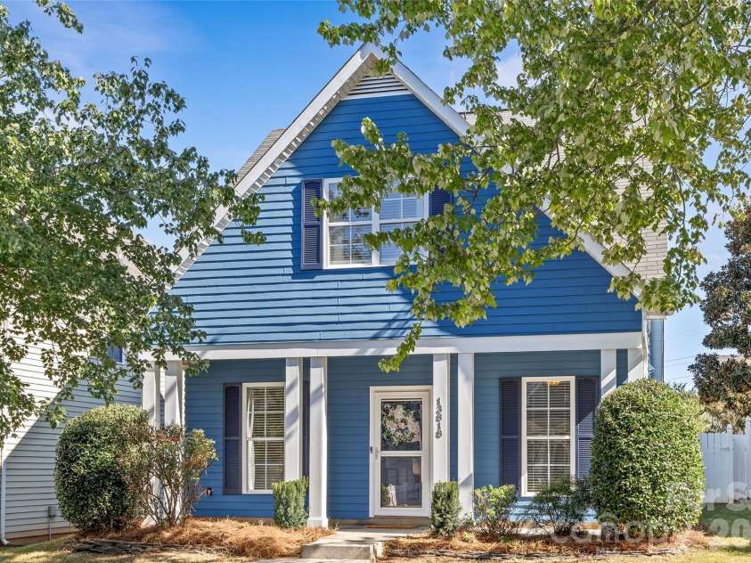 13818 Carleen Way, Charlotte, NC 28213.  MLS# CAR4425312, YatesRealty ID 54337. 