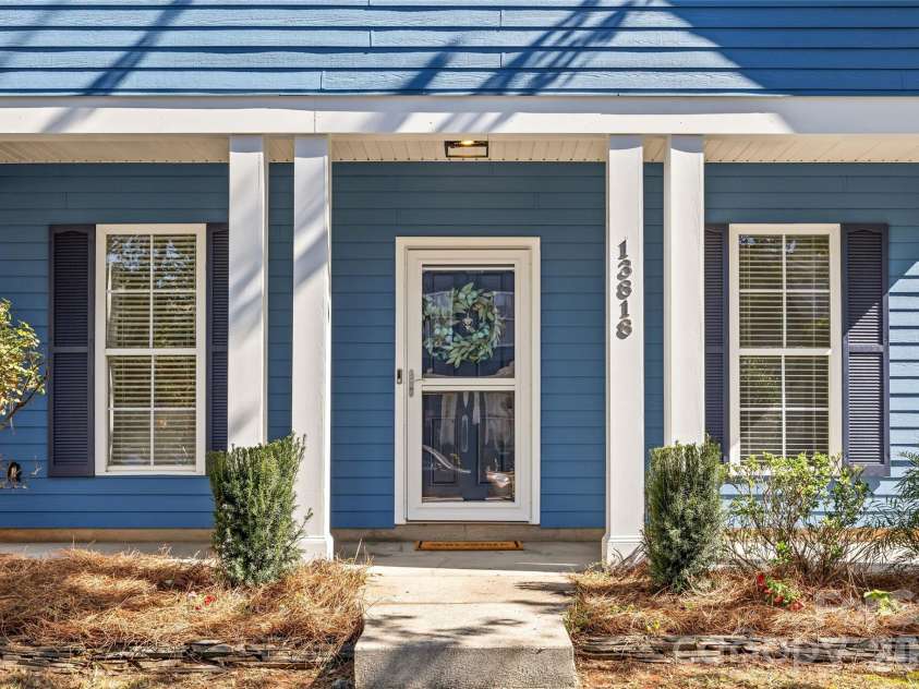 13818 Carleen Way, Charlotte, NC 28213.  MLS# CAR4425312, YatesRealty ID 54337. 