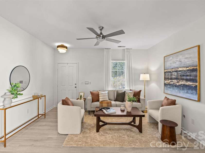 13818 Carleen Way, Charlotte, NC 28213.  MLS# CAR4425312, YatesRealty ID 54337. 
