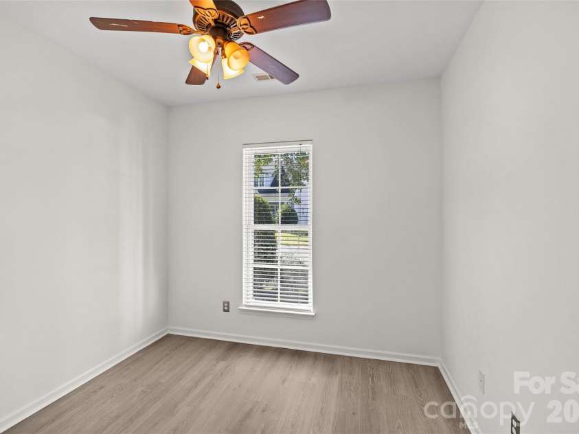 13818 Carleen Way, Charlotte, NC 28213.  MLS# CAR4425312, YatesRealty ID 54337. 