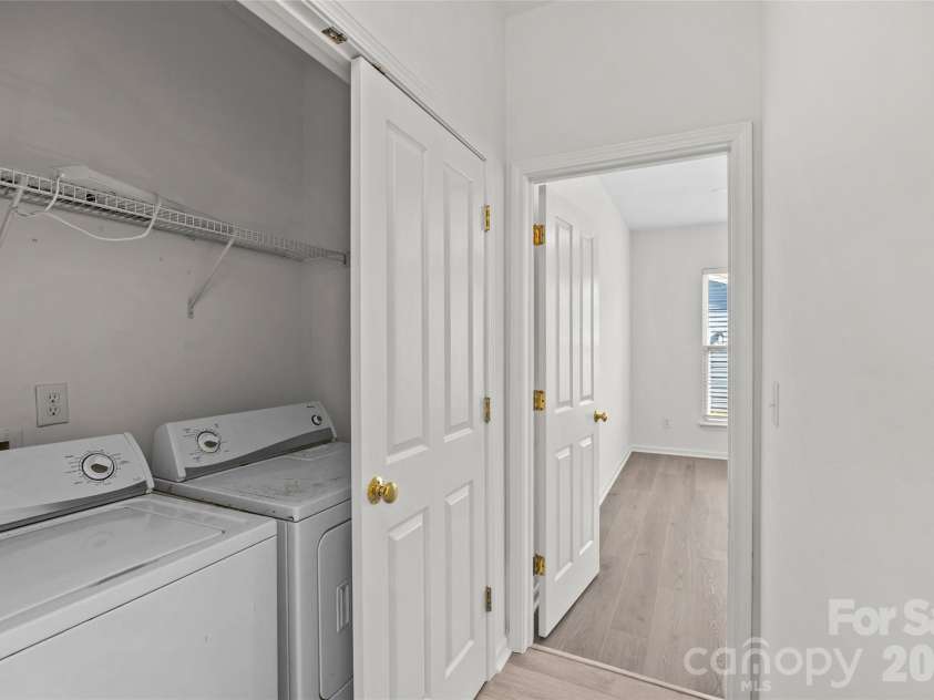 13818 Carleen Way, Charlotte, NC 28213.  MLS# CAR4425312, YatesRealty ID 54337. 