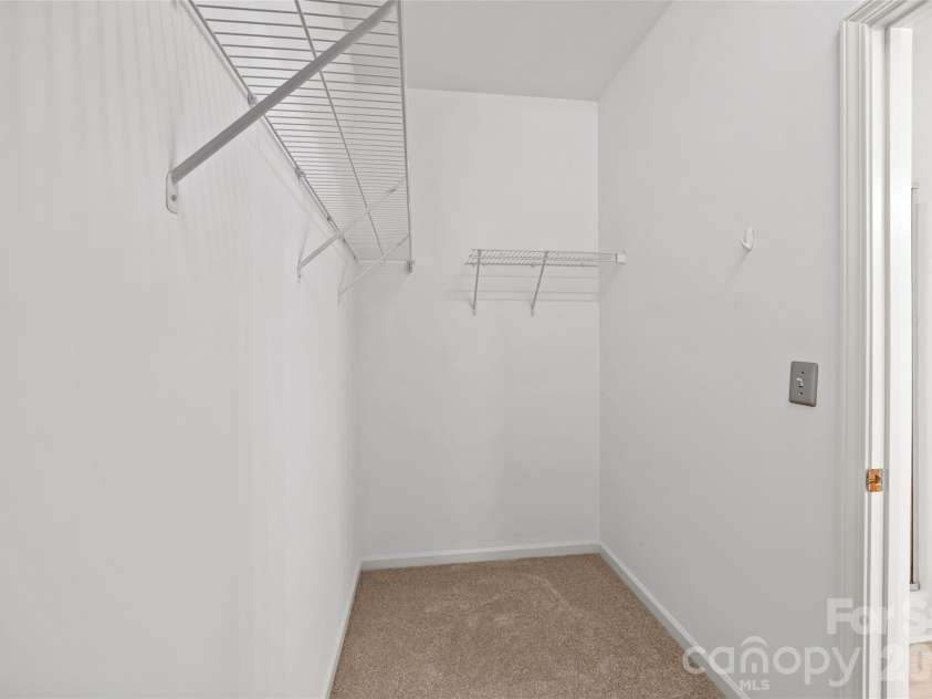 13818 Carleen Way, Charlotte, NC 28213.  MLS# CAR4425312, YatesRealty ID 54337. 