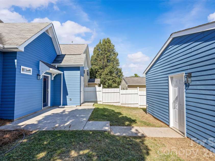13818 Carleen Way, Charlotte, NC 28213.  MLS# CAR4425312, YatesRealty ID 54337. 
