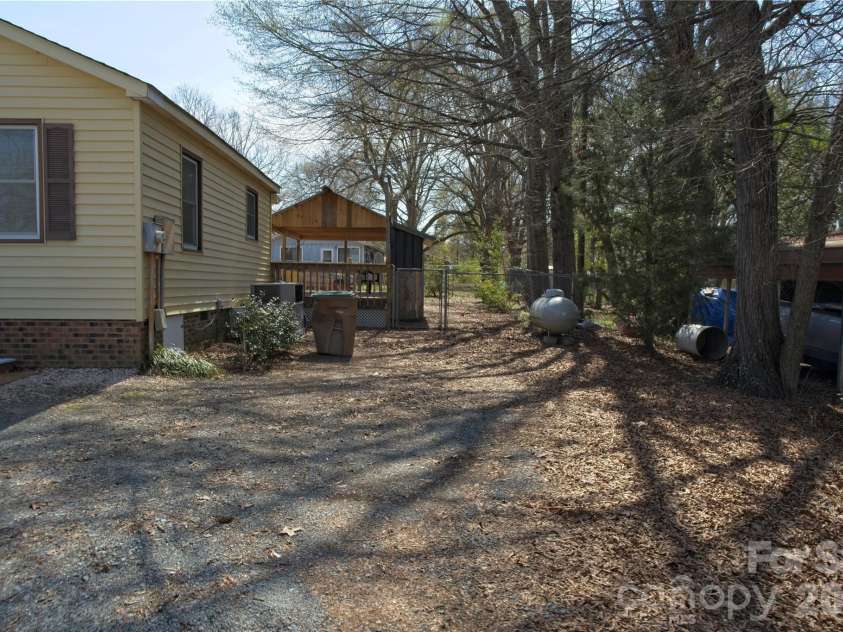 416 Union Street, Marshville, NC 28103.  MLS# CAR4356661, YatesRealty ID 5434. 