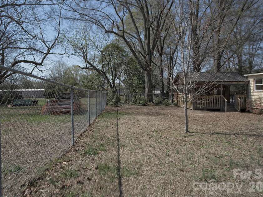 416 Union Street, Marshville, NC 28103.  MLS# CAR4356661, YatesRealty ID 5434. 