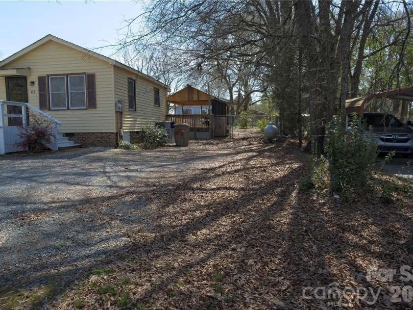 416 Union Street, Marshville, NC 28103.  MLS# CAR4356661, YatesRealty ID 5434. 
