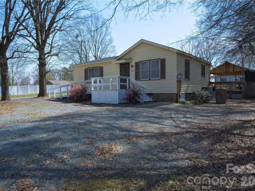 416 Union Street, Marshville, NC 28103.  MLS# CAR4356661, YatesRealty ID 5434. 