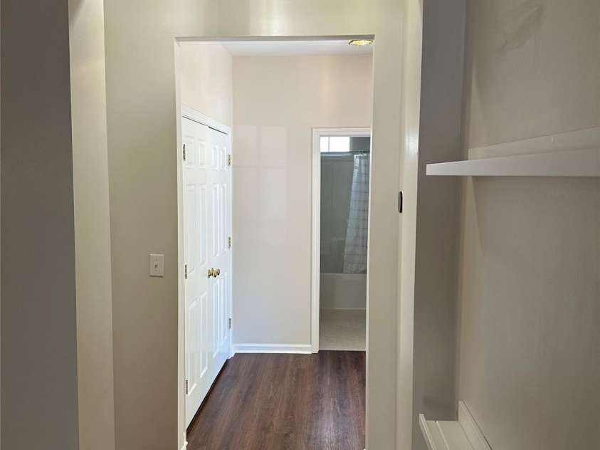 6429 Sackett Way, Charlotte, NC 28269.  MLS# CAR4422308, YatesRealty ID 54346. 