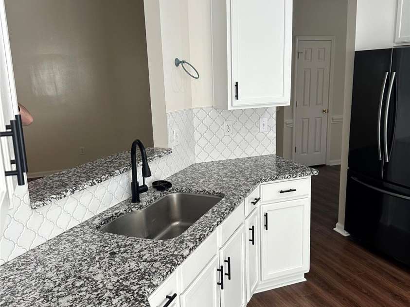 6429 Sackett Way, Charlotte, NC 28269.  MLS# CAR4422308, YatesRealty ID 54346. 