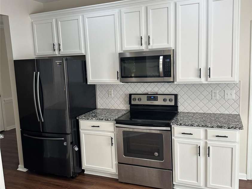 6429 Sackett Way, Charlotte, NC 28269.  MLS# CAR4422308, YatesRealty ID 54346. 