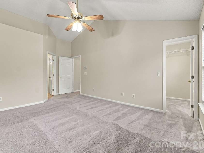 12806 English Walnut Lane, Charlotte, NC 28215.  MLS# CAR4420536, YatesRealty ID 54347. 