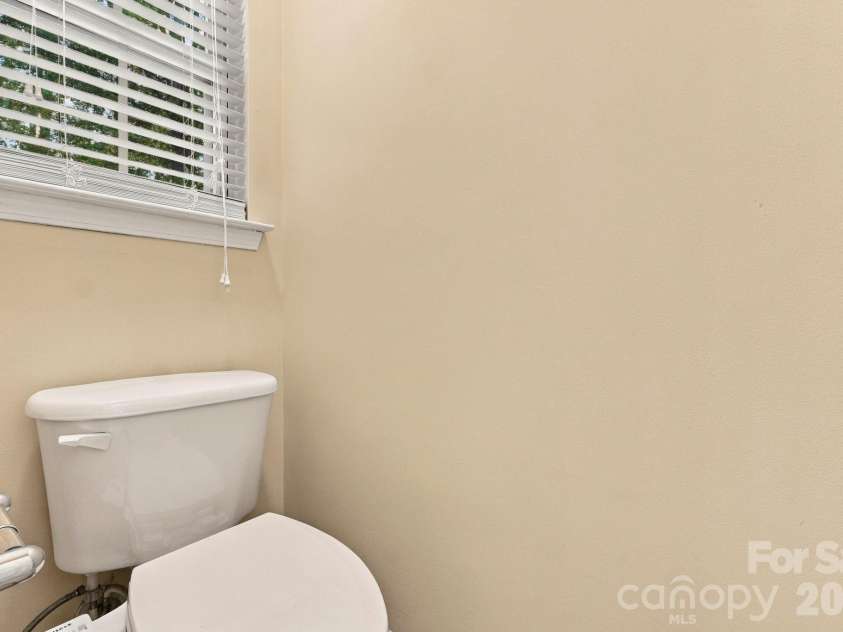 12806 English Walnut Lane, Charlotte, NC 28215.  MLS# CAR4420536, YatesRealty ID 54347. 