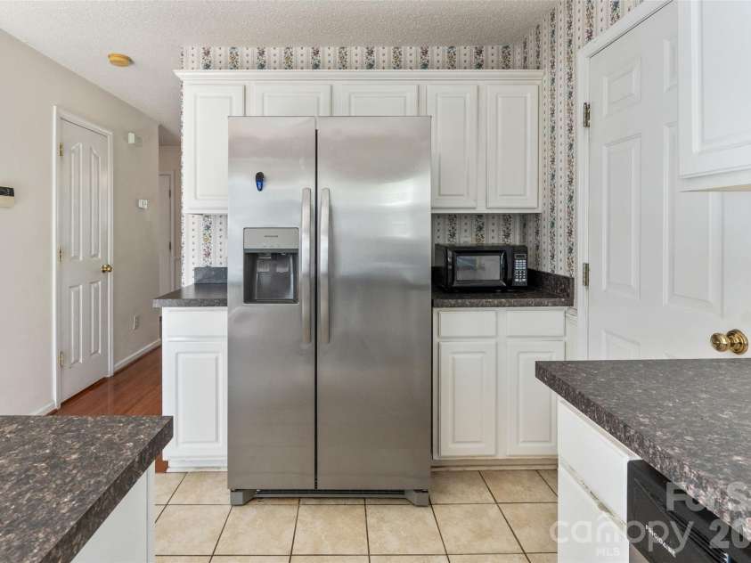15140 Angela Neal Road, Huntersville, NC 28078.  MLS# CAR4421514, YatesRealty ID 54348. 