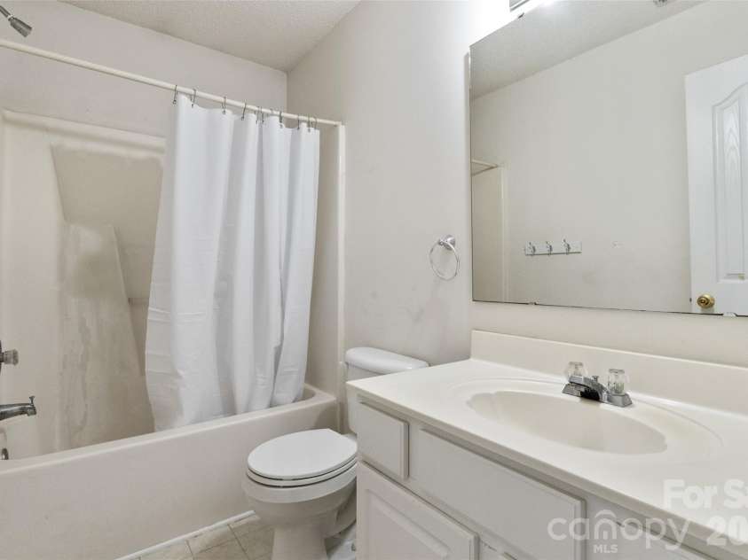 15140 Angela Neal Road, Huntersville, NC 28078.  MLS# CAR4421514, YatesRealty ID 54348. 