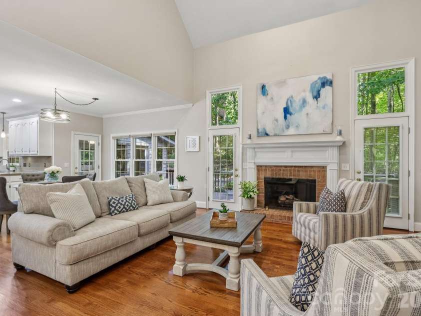 5385 Stone Brook Court, Davidson, NC 28036.  MLS# CAR4421777, YatesRealty ID 54350. 
