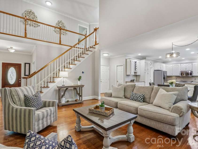 5385 Stone Brook Court, Davidson, NC 28036.  MLS# CAR4421777, YatesRealty ID 54350. 