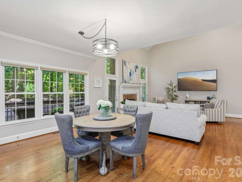5385 Stone Brook Court, Davidson, NC 28036.  MLS# CAR4421777, YatesRealty ID 54350. 