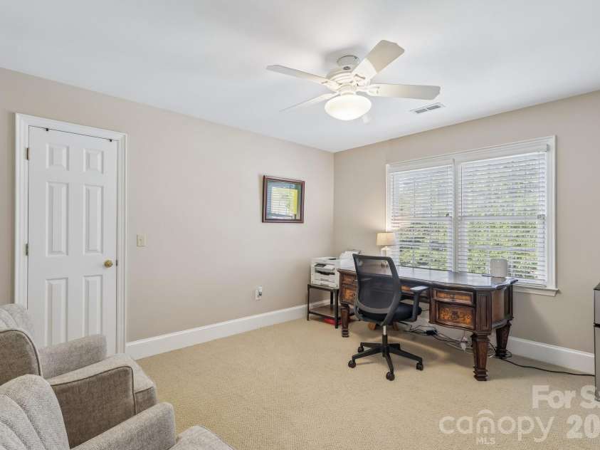 5385 Stone Brook Court, Davidson, NC 28036.  MLS# CAR4421777, YatesRealty ID 54350. 