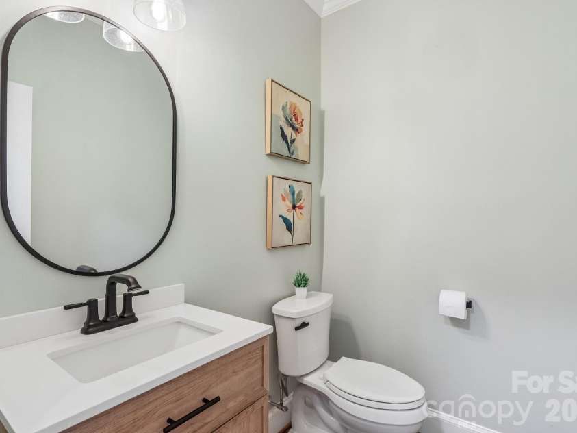 5385 Stone Brook Court, Davidson, NC 28036.  MLS# CAR4421777, YatesRealty ID 54350. 