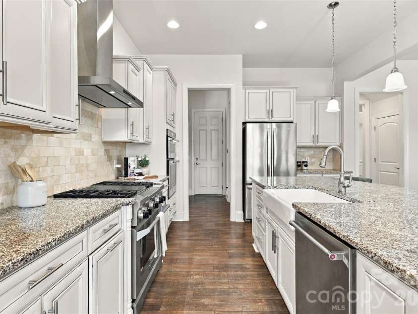 530 Vine Street, Indian Land, SC 29707.  MLS# CAR4417300, YatesRealty ID 54351. Kitchen