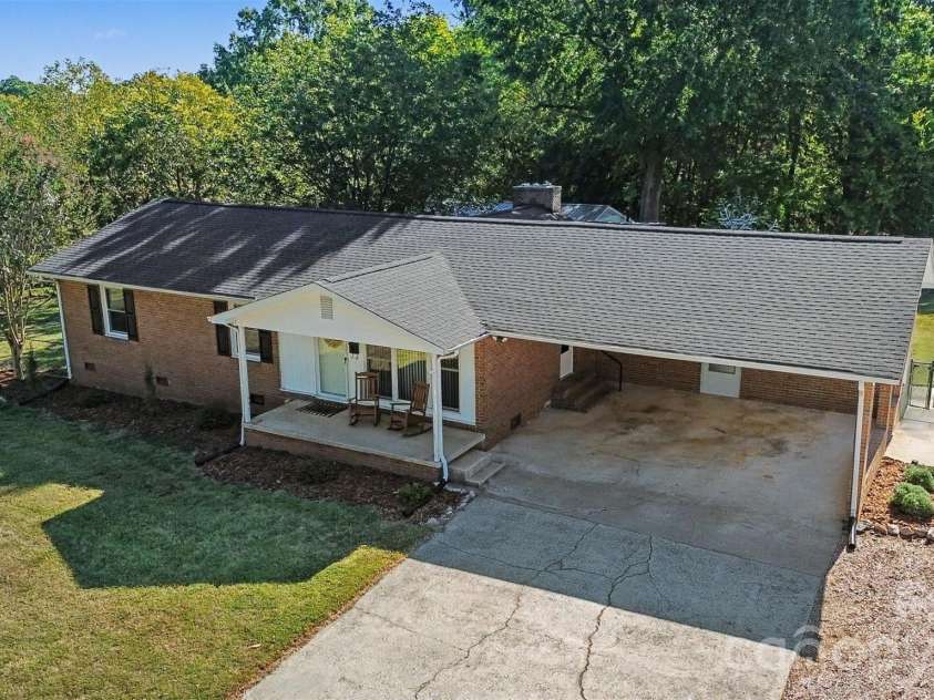 1555 Hess Road, Concord, NC 28025.  MLS# CAR4409569, YatesRealty ID 54352. 