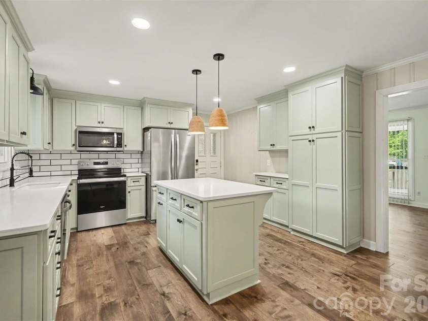 1555 Hess Road, Concord, NC 28025.  MLS# CAR4409569, YatesRealty ID 54352. 