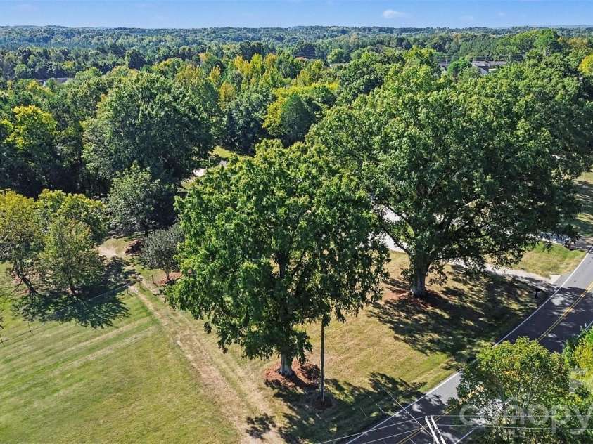 1555 Hess Road, Concord, NC 28025.  MLS# CAR4409569, YatesRealty ID 54352. 