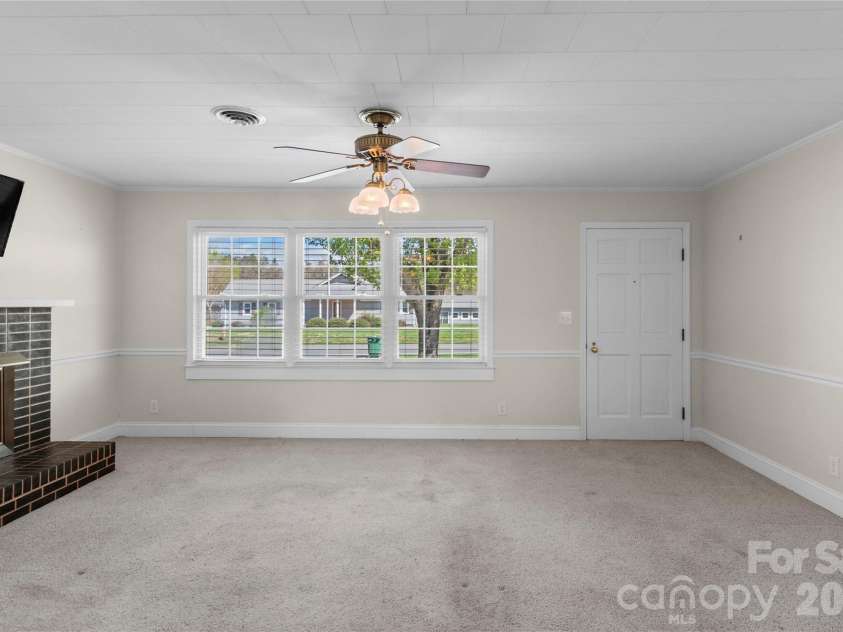 612 Main Street, Boonville, NC 27011.  MLS# CAR4358870, YatesRealty ID 5436. 