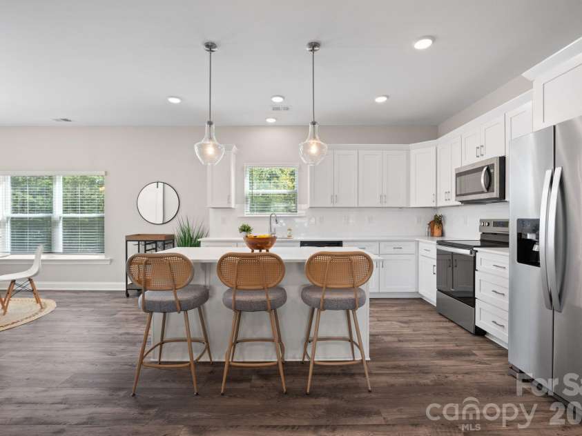 57 Walnut Springs Drive, Asheville, NC 28804.  MLS# CAR4427573, YatesRealty ID 54363. 