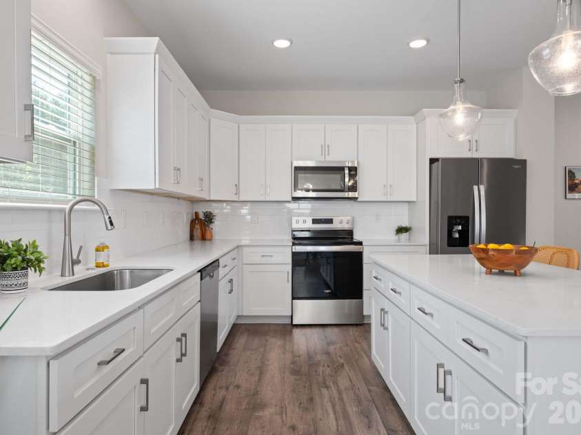 57 Walnut Springs Drive, Asheville, NC 28804.  MLS# CAR4427573, YatesRealty ID 54363. 