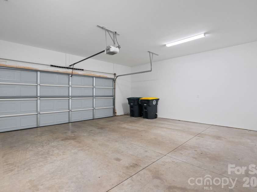 57 Walnut Springs Drive, Asheville, NC 28804.  MLS# CAR4427573, YatesRealty ID 54363. 