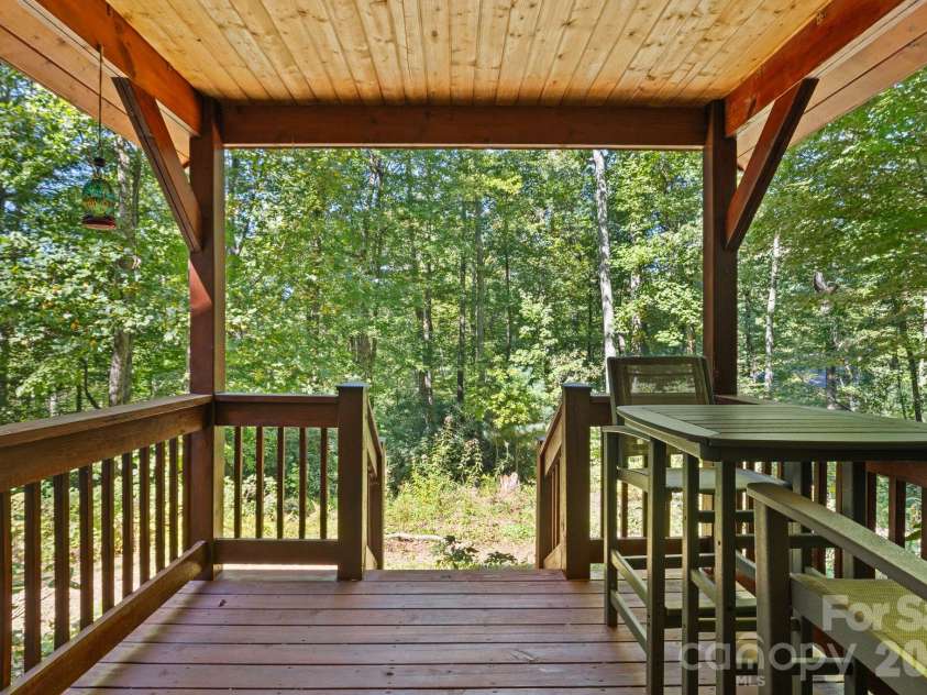 179 Woodlyn Etch Drive, Hendersonville, NC 28792.  MLS# CAR4429888, YatesRealty ID 54364. 