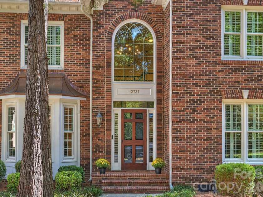 12727 Duncourtney Lane, Charlotte, NC 28277.  MLS# CAR4427559, YatesRealty ID 54365. 