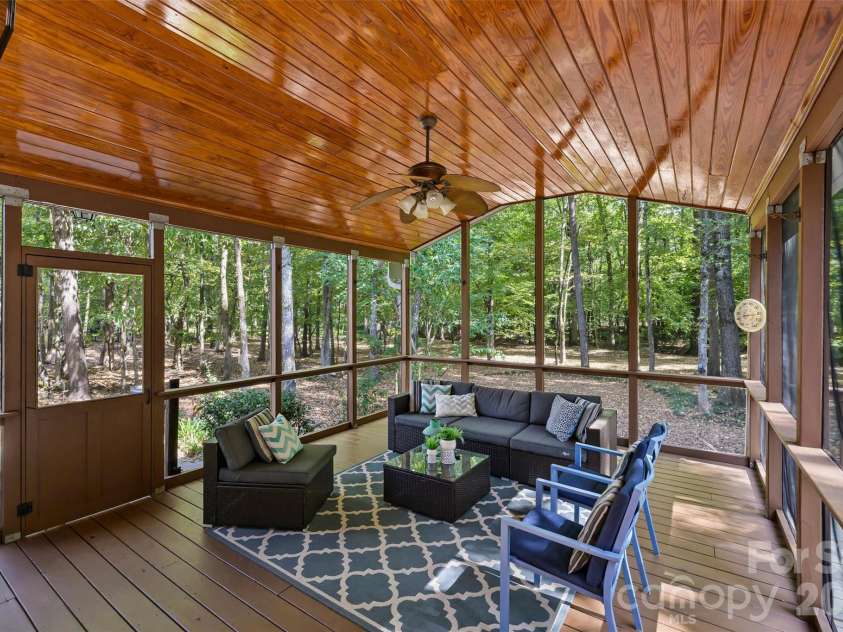 12727 Duncourtney Lane, Charlotte, NC 28277.  MLS# CAR4427559, YatesRealty ID 54365. 