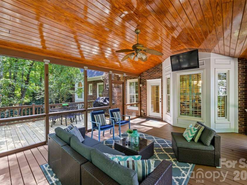 12727 Duncourtney Lane, Charlotte, NC 28277.  MLS# CAR4427559, YatesRealty ID 54365. 