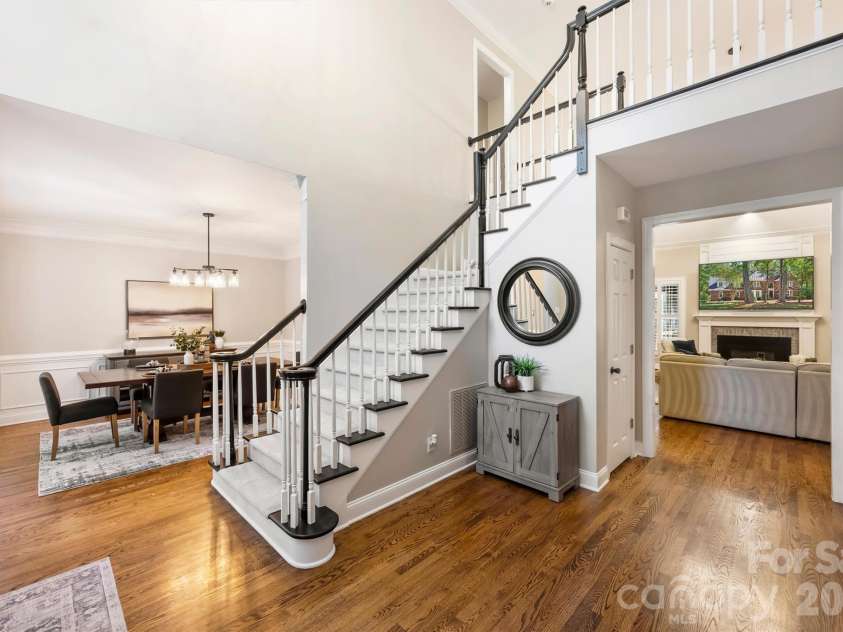 12727 Duncourtney Lane, Charlotte, NC 28277.  MLS# CAR4427559, YatesRealty ID 54365. Hardwoods throughout main
