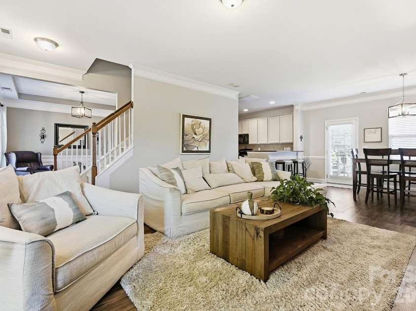 11806 Carolina Blossom Lane, Pineville, NC 28134.  MLS# CAR4428240, YatesRealty ID 54366. 